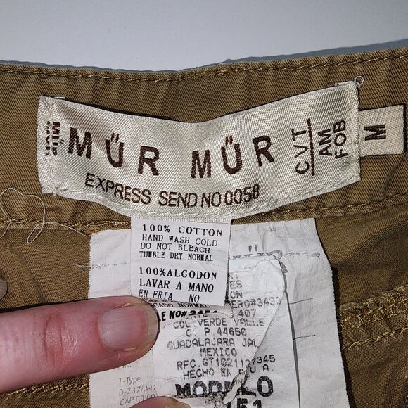 Mur Mur Women's Tan Embroidered Bermuda Shorts Size M - Picture 5 of 11